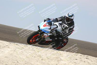 media/Nov-02-2025-Lets Ride (Sun) [[f7a3caa734]]/C Group/1140am (Turn 2 Inside)/